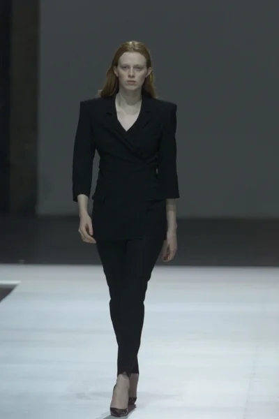Look 3